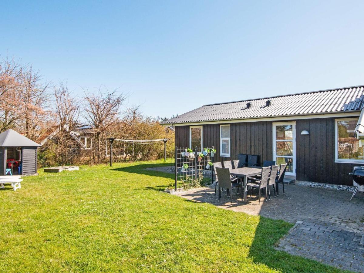 9 Person Holiday Home In Juelsminde Sonderby  Eksteriør bilde