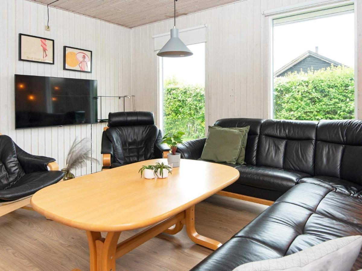 9 Person Holiday Home In Juelsminde Sonderby  Eksteriør bilde