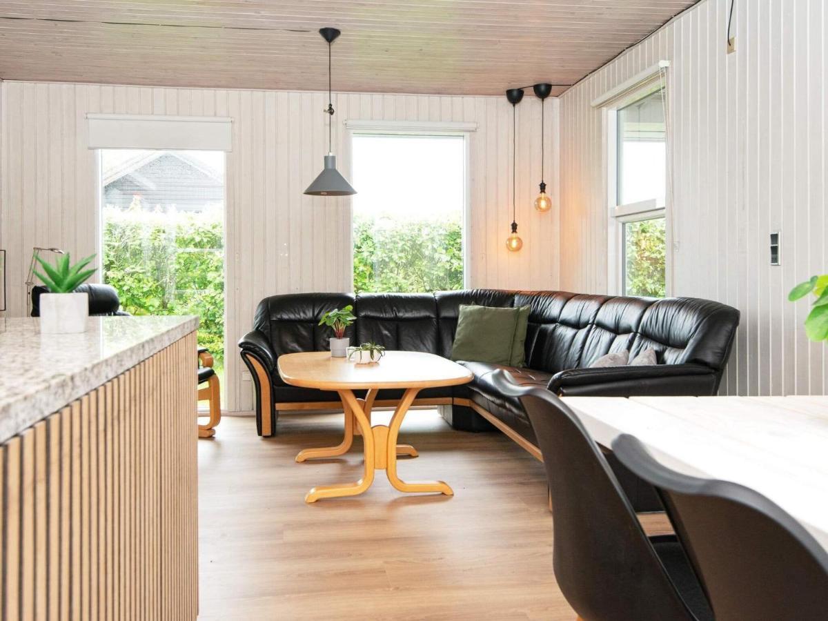 9 Person Holiday Home In Juelsminde Sonderby  Eksteriør bilde